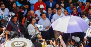 Alcanzan acuerdos Tonantzin Fernández y comerciantes del mercado Cosme del Razo