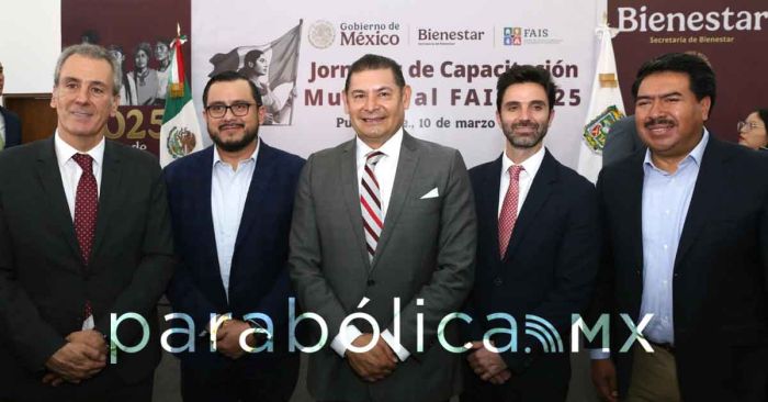 Fortalece Gobierno de Puebla inversión para desarrollo municipal: Armenta