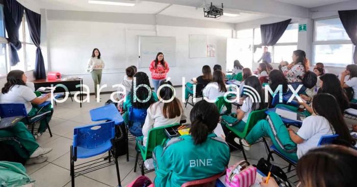 Refuerza DIF municipal la campaña “Aquí Estoy” sobre prevención del suicidio en las escuelas