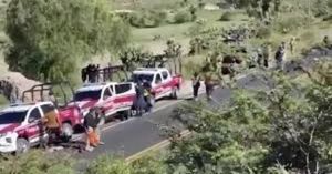 Hallan 8 cuerpos desmembrados y embolsados en Nicolás Bravo