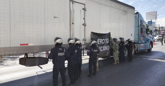 Aseguran tractocamiones robados en inmediaciones de la Central de Abasto de Puebla