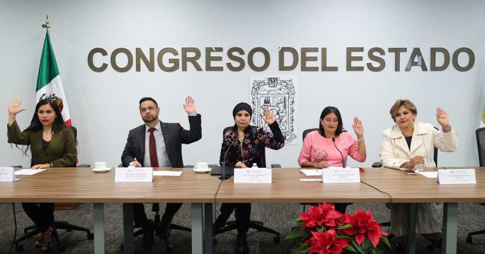 Evitar que una mascota sea regalo en temporada decembrina, exhortan en Congreso