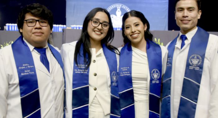 Egresa la Generación 2020-2025 de la Licenciatura en Medicina de la BUAP