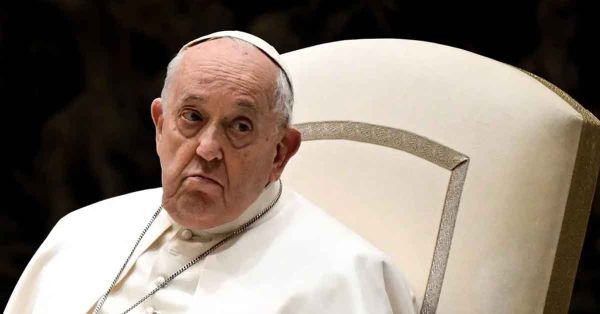 Confirma Vaticano causas de muerte del papa Francisco
