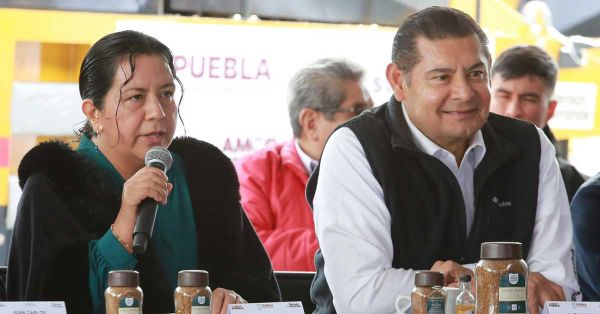 Llegar&aacute; frijoL de la Mixteca a despensas del SEDIF