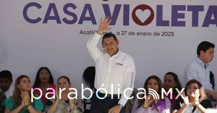 Inaugura Armenta en Acatlán la primera &quot;Casa Violeta&quot;