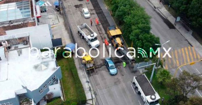 Rehabilita Infraestructura estatal Calzada Zavaleta y Bulevar Carlos Camacho