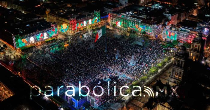 Congrega Sheinbaum a 280 mil personas en el Z&oacute;calo capitalino por el Grito