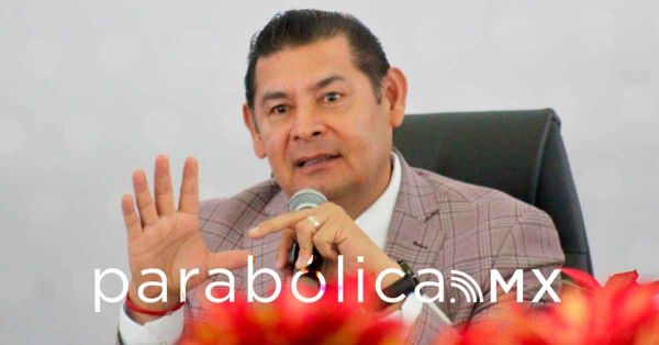 Promete Armenta que el Cableb&uacute;s no dejar&aacute; deuda a futuras administraciones