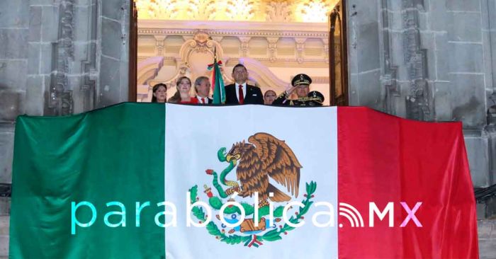 Distingue al Grito en Puebla seguridad, convivencia familiar y fervor patrio: Armenta