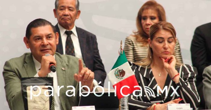 Castigó Norma Piña a Puebla para proteger a pseudoempresarios: Armenta