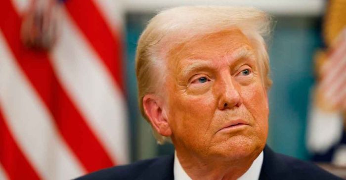 &ldquo;C&aacute;llate cerda&rdquo;, responde Trump a periodista que lo cuestion&oacute; por el caso Epstein