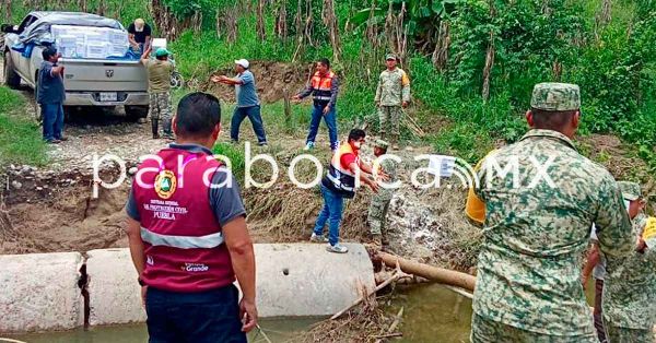 Entrega Segob v&iacute;veres a comunidades incomunicadas de Francisco Z. Mena