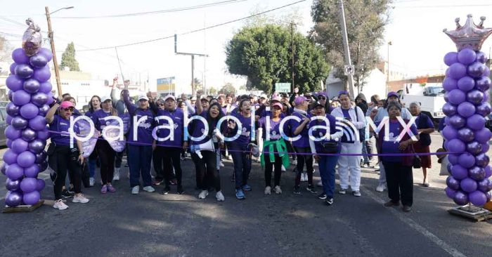 Encabeza Tonantzin Fernández el “Recorrido Pacífico&quot; por el #8MPuebla