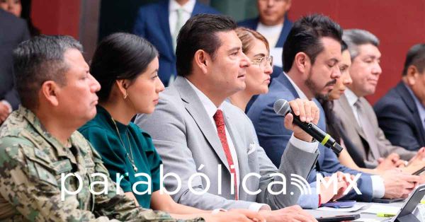Pide Armenta mantener indagatorias sobre software espía en Puebla