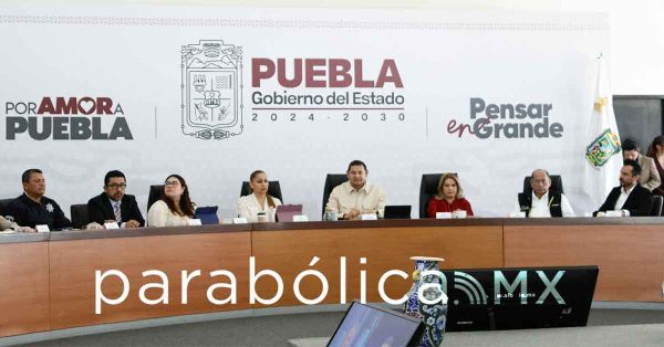 Ironiza Armenta con reelecci&oacute;n de Eduardo Rivera