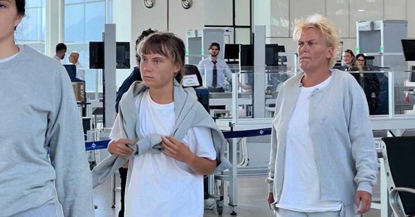 Deporta Israel a 171 activistas de la flotilla Global Sumud