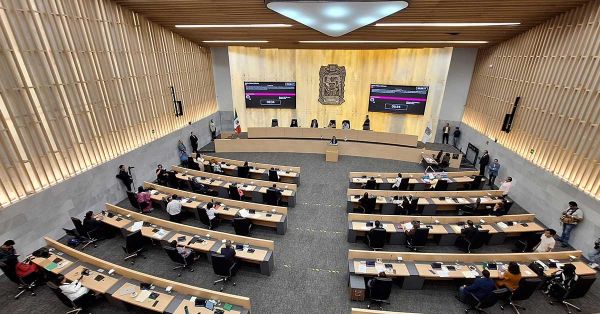 Alista Congreso la entrega de la Medalla al M&eacute;rito Docente "Juan C. Bonilla"