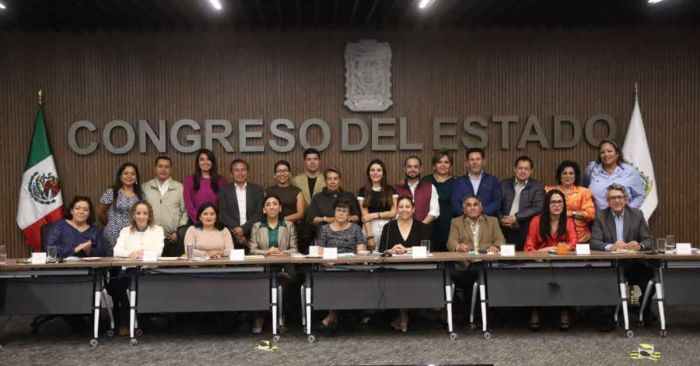 Realizan Congreso y SMT mesa de trabajo sobre transporte público