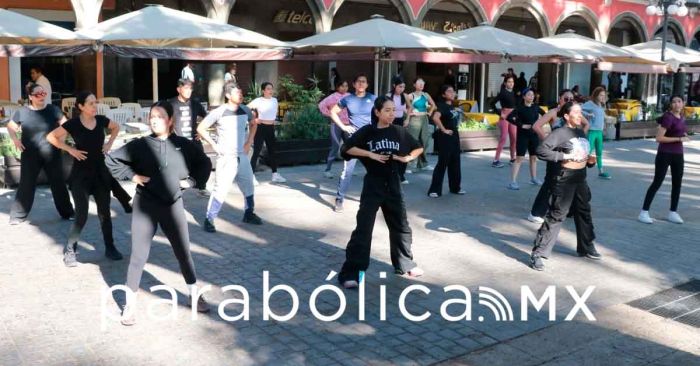 Realizan entrenamiento funcional en la V&iacute;a Recreativa