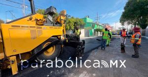 Se realizan trabajos de mantenimiento vial en la colonia Aquiles Serdán: Infra