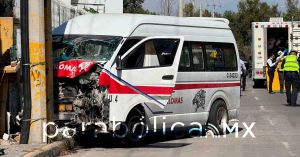 Deja 15 lesionados accidente de combi en Municipio Libre