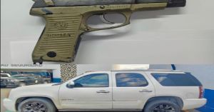 Detienen a un hombre en posesión de arma y camioneta blindada en Tepeojuma