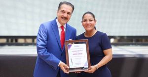 Conmemora Lupita Cuautle la libertad de expresi&oacute;n con periodistas