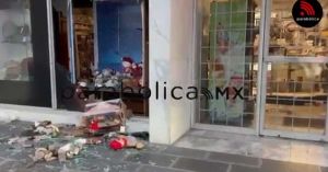 Dan cristalazo a Sanborns del centro de Puebla; suman tres en este a&ntilde;o
