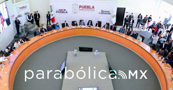 Destaca Edgar Chumacero inversión superior a 942 mdp en obra comunitaria para Puebla