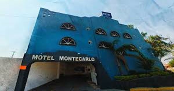 Muere una mujer luego de caer del tercer piso de un motel en San Francisco Totimehuacan