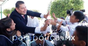 Refrenda Armenta el compromiso de proteger a las y los niños poblanos