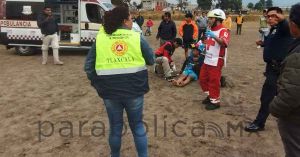 Caída de rayo en campos de futbol deja cuatro heridos en Chiautempan