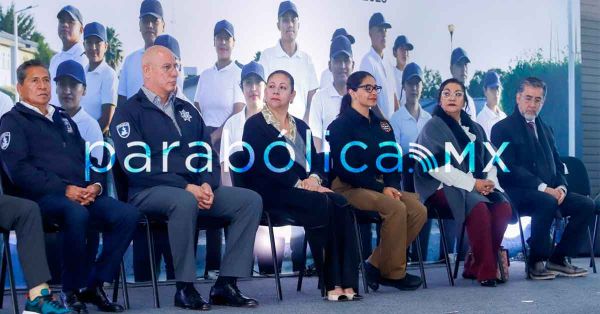 Grad&uacute;a la UCIPS a 303 polic&iacute;as estatales y municipales de proximidad