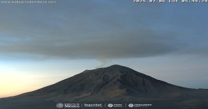 Aumenta actividad Popocatépetl a 74 exhalaciones en 24 horas