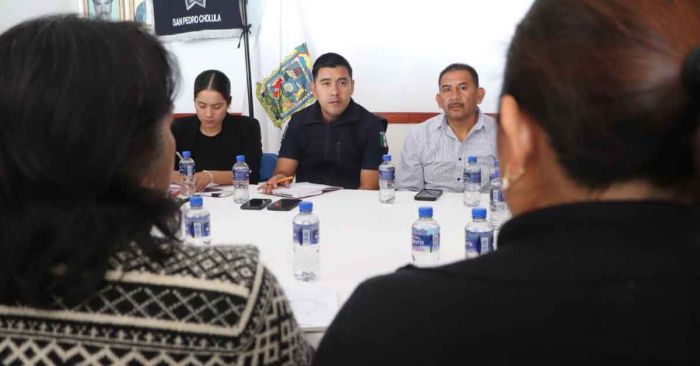 Encabeza Tonantzin Fernández mesa de seguridad en San Cosme Texintla