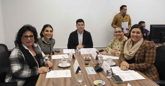 Aprueban diputados exhorto para que Ayuntamientos emitan Plan Municipal de Desarrollo