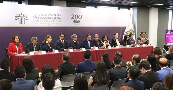 Refrenda Congreso del Estado convenio de colaboraci&oacute;n con el IAP-Puebla