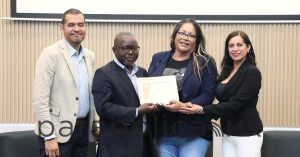 Presentan el libro “Estatuto de los derechos humanos en la sociedad del conocimiento”