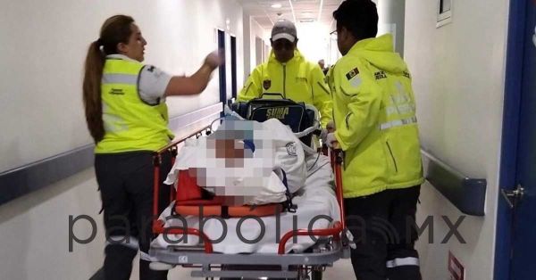 Realizan traslado aéreo de paciente con traumatismo severo desde Zacapoaxtla