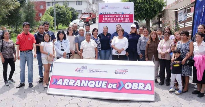 Inicia Lupita Cuautle pavimentación en colonia Concepción Guadalupe