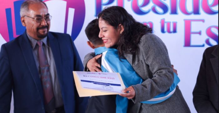 Impulsa Lupita Cuautle a estudiantes sobresalientes en la décima edición del programa escolar