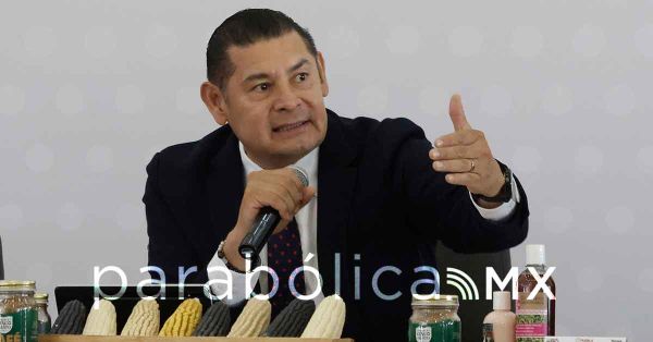 Buscamos que los productos poblanos se vendan en cadenas comerciales trasnacionales: Armenta