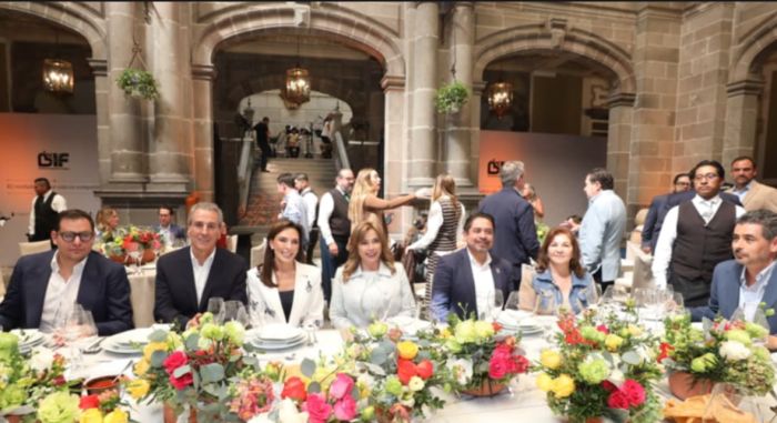 Organizan comida en favor de niños con síndrome de Down