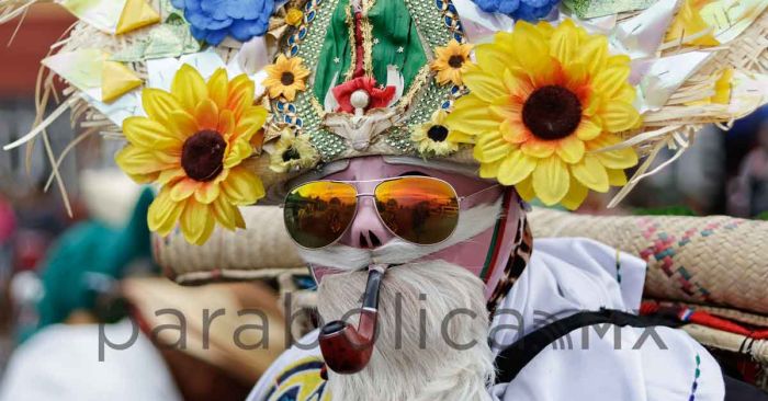 Participan mil 50 huehues en festejos de la capital