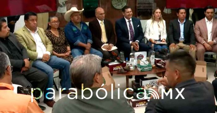 Presenta Armenta en CDMX el programa de impulso a la industria del calzado