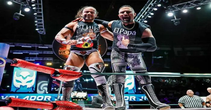 Dan golpe de autoridad el Volador Jr. y Rocky Romero