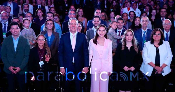 Refrendan Ceci Arellano y MariElise Budib alianza entre el DIF Estatal y Municipal