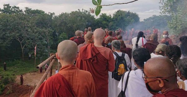 Choque de telef&eacute;rico en Sri Lanka deja 7 monjes budistas muertos