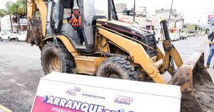 Inicia Cuautle rehabilitación vial en San Francisco Acatepec